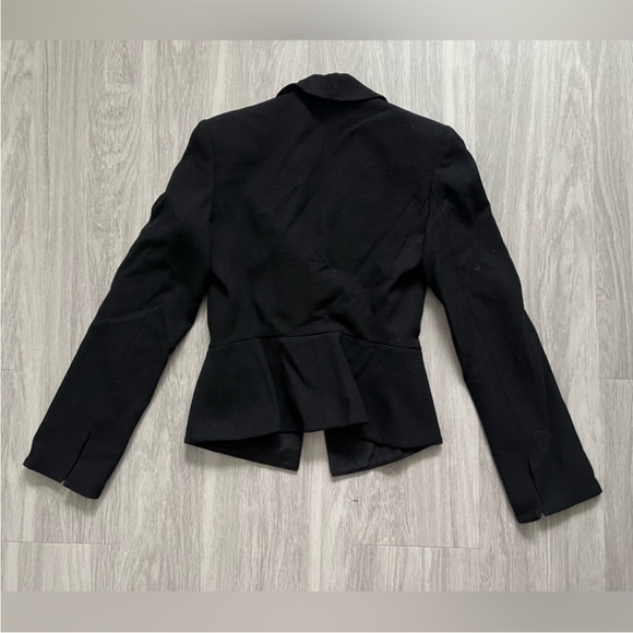 Armani Collezioni Women's Elegant Black Suit Jacket size 2 - Picture 2 of 7